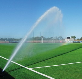 Vanningsanlegg på fotballbaner